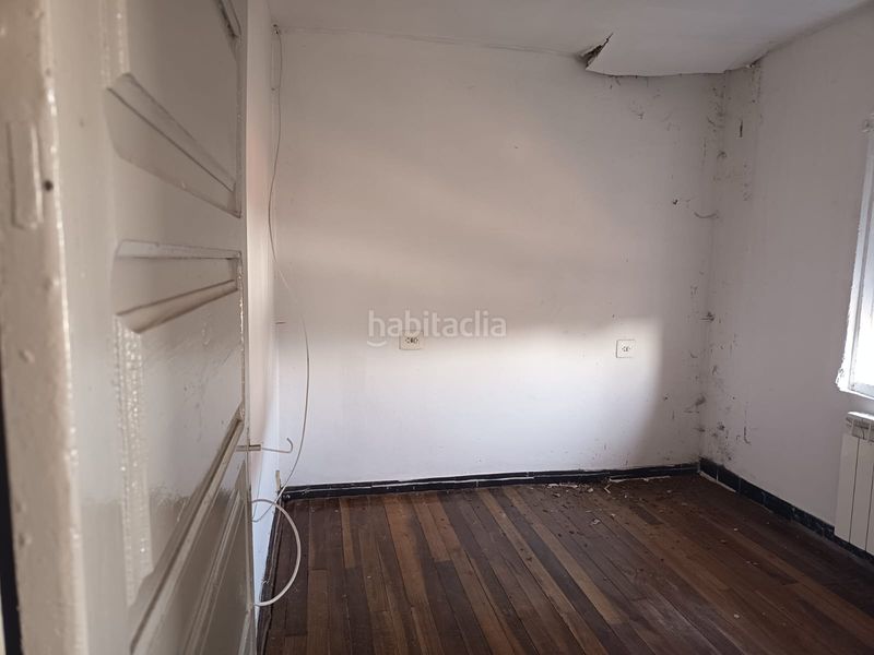 Foto d053fae3-40a4-4d90-ab01-79c7664f4fac. Casa amb aparcament a Monforte de Lemos