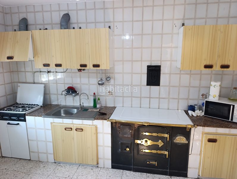 Foto 0c72a0b6-7f65-4882-84d9-9b19a902231b. Casa amb calefacció aparcament a Pantón