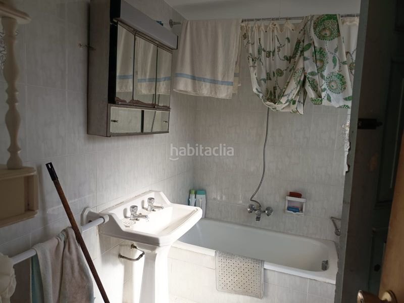 Foto 415a9ad7-f7bb-4035-bc32-224985d5436e. Casa amb aparcament a Monforte de Lemos
