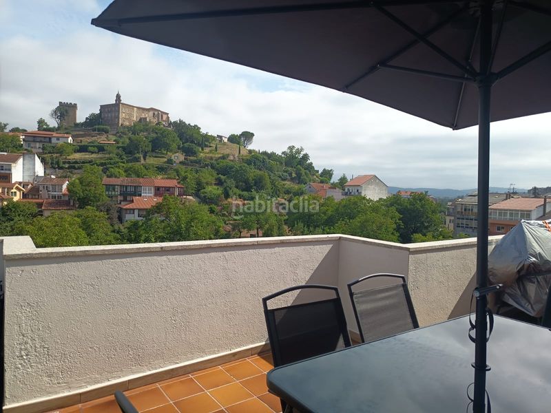 Foto b762eceb-40b5-47a4-86a1-f17a6a54a76c. Àtic amb xemeneia calefacció aparcament a Monforte de Lemos