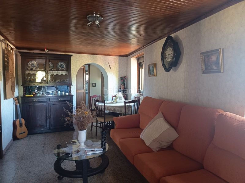 Foto a2ddde2b-772a-4a6f-a942-8ca7c9018f6f. Casa amb xemeneia calefacció aparcament a Monforte de Lemos