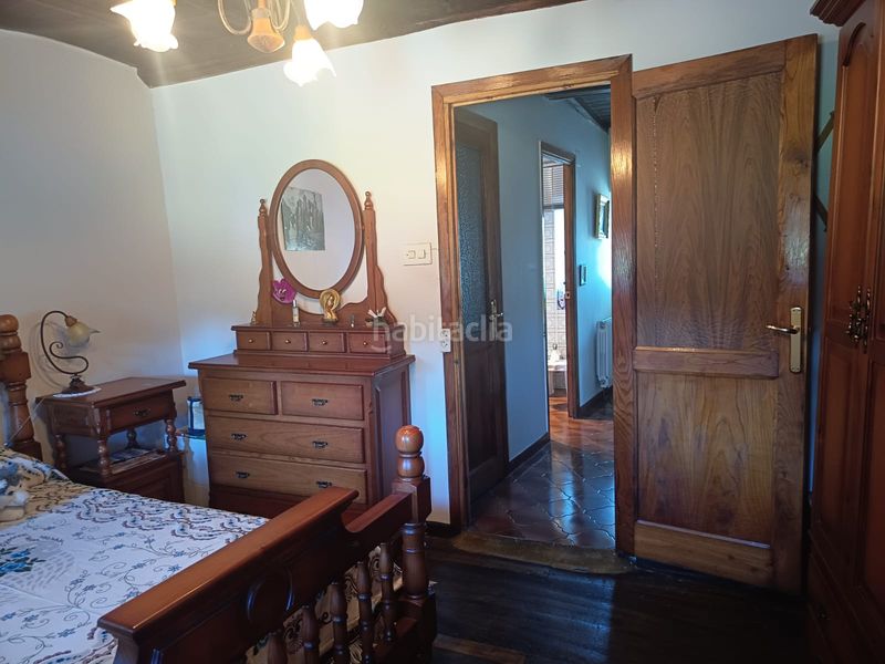 Foto a6429bae-e23c-4df8-bada-0d02b3fc4473. Casa amb xemeneia calefacció aparcament a Monforte de Lemos