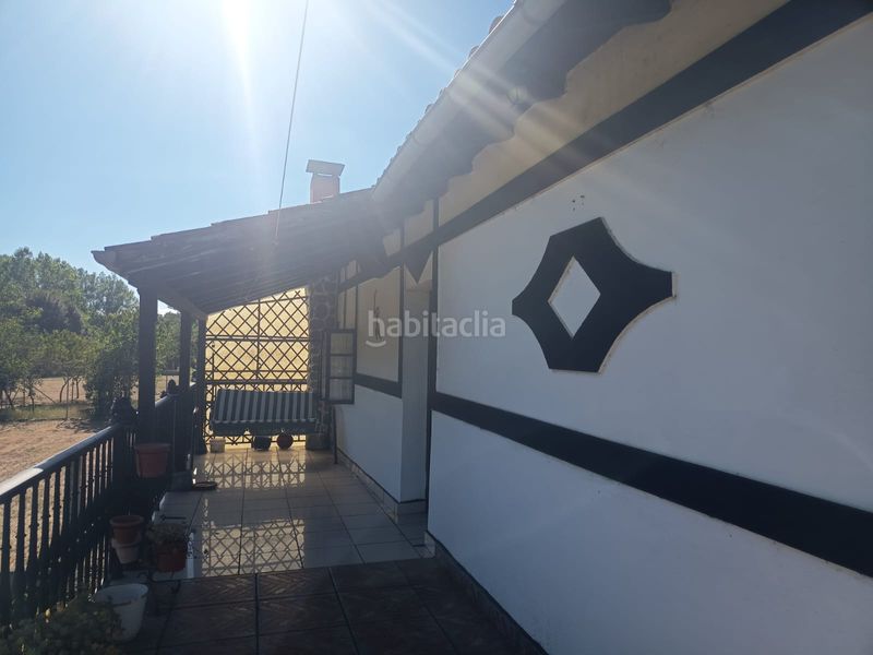Foto c4cb52f0-b426-41f5-9f3d-dd107a4f4033. Casa amb xemeneia calefacció aparcament a Monforte de Lemos