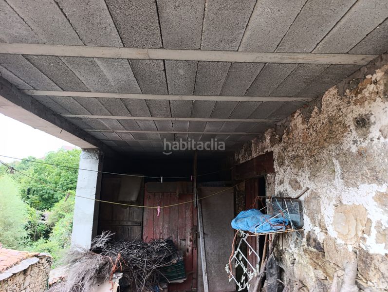 Foto a5a9f1dc-401b-4f0e-8c7e-5e38a05d2f1b. House with parking in Chantada