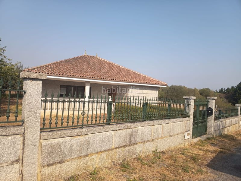 Foto af322f88-0844-43f6-bb6e-9333597d5fe8. Casa amb aparcament a Monforte de Lemos