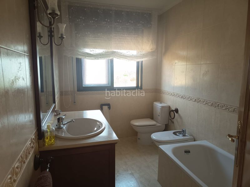 Foto ea4add22-d744-4b74-ad3b-064850aa5a32. Casa amb aparcament a Monforte de Lemos