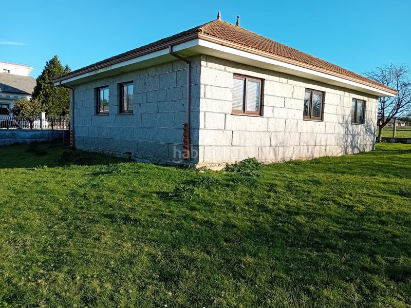 Foto eff99563-1089-4669-992a-5f13b753fd44. Casa amb aparcament a Monforte de Lemos