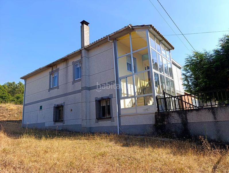 Foto bf7c43a5-2f25-4308-88fa-9199cb7b804f. Casa amb aparcament a Pantón
