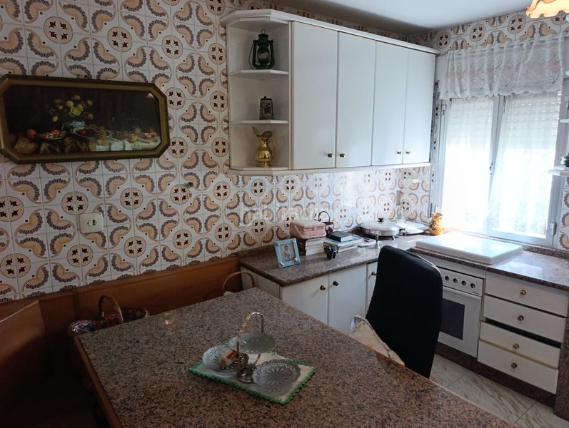 Foto d069df6b-0946-4c73-99f4-8d5ae7989178. Casa amb aparcament a Pantón