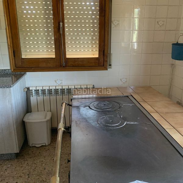 Foto 56946ca0-7041-4057-8cb8-da49547b8e37. Casa  de pueblo con terreno en Saviñao (O)