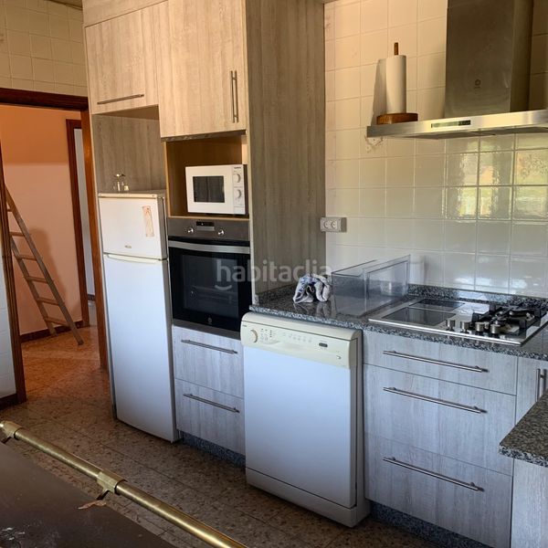 Foto f7eabe74-f3b8-40a0-a329-7912a970df01. Casa  de pueblo con terreno en Saviñao (O)