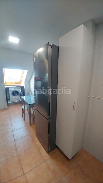 Foto 594f0c52-407e-4834-8be8-23f0751b5880. Lloguer àtic amb calefacció aparcament a O Milladoiro Ames