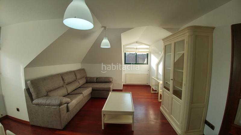 Foto b7d81bd6-fe41-4621-be79-eb55d1488ada. Affitto attico con riscaldamento parcheggio in O Milladoiro Ames