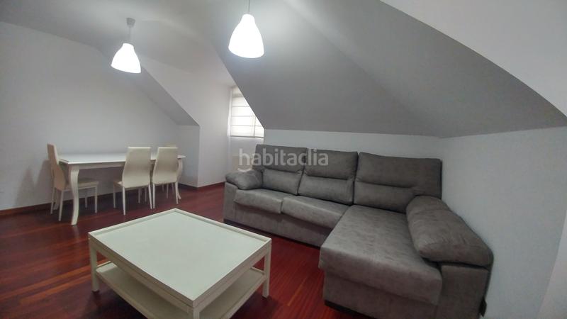 Foto 7105cb37-901a-4813-9ade-d75b97a6b724. Location attique avec chauffage parking dans O Milladoiro Ames