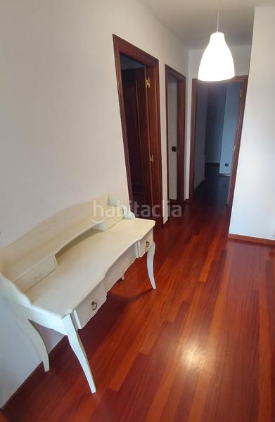 Foto 76fc6432-a582-4c86-89ca-19f79206f679. Location attique avec chauffage parking dans O Milladoiro Ames