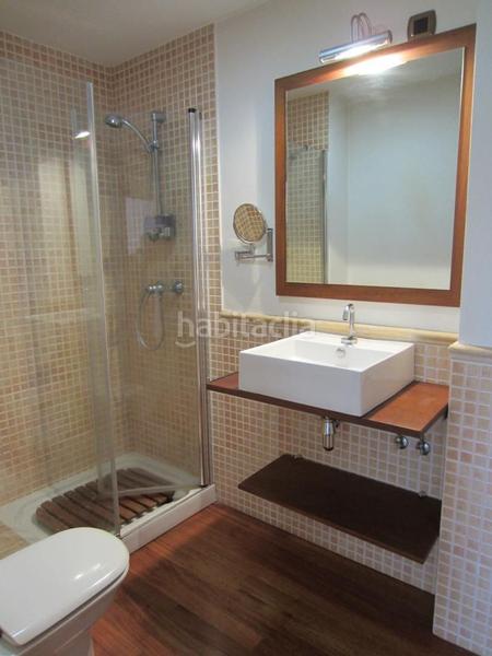 Foto 7faf64c0-c5cc-4d9a-9a9f-04b3be55e306. Location attique avec chauffage parking dans O Milladoiro Ames