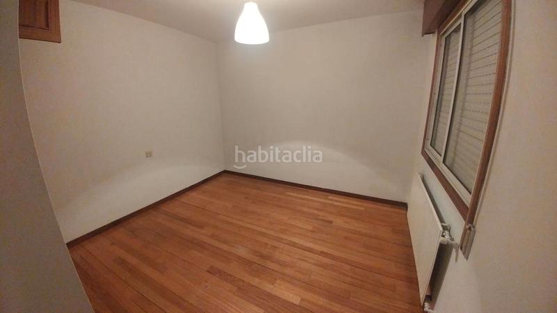 Foto 3a040d3f-dd69-4840-9dbc-c1336083d917. Piso en O Milladoiro Ames