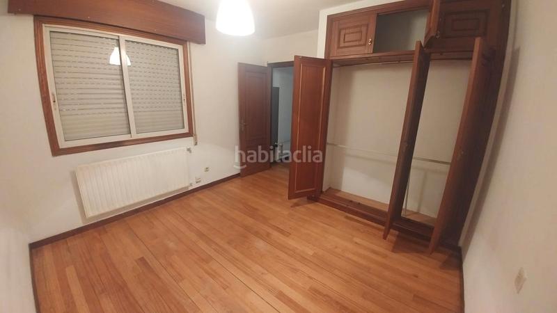 Foto ffad532b-4949-4014-8e29-20957675c1cb. Piso en O Milladoiro Ames