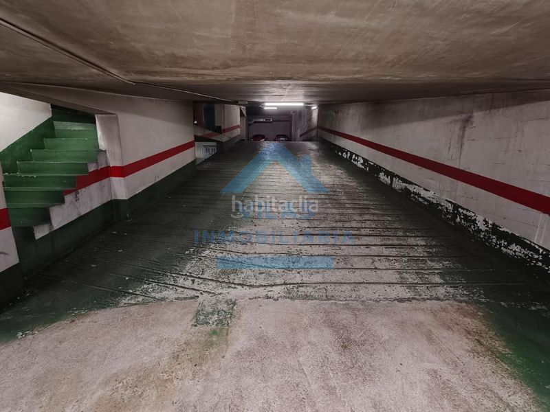 Foto d2fba6cd-5c78-4492-804c-79dae511cbbc. Aparcament cotxe a O Milladoiro Ames