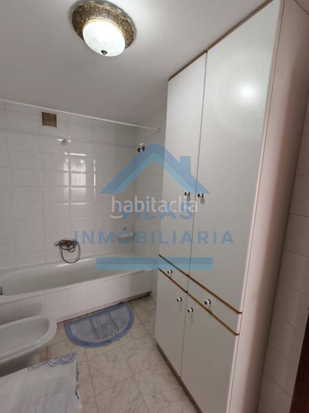 Foto 36d3f4cc-ed8f-46ea-8707-85afaca84d17. Rent flat with heating parking in O Milladoiro Ames