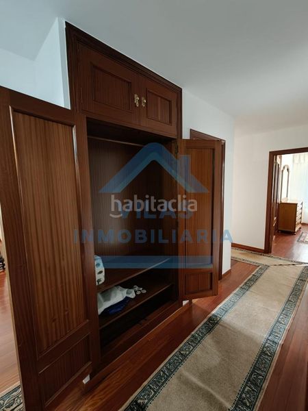 Foto ac59bf8a-198d-4b8a-b5f9-9885b35ac9b7. Rent flat with heating parking in O Milladoiro Ames