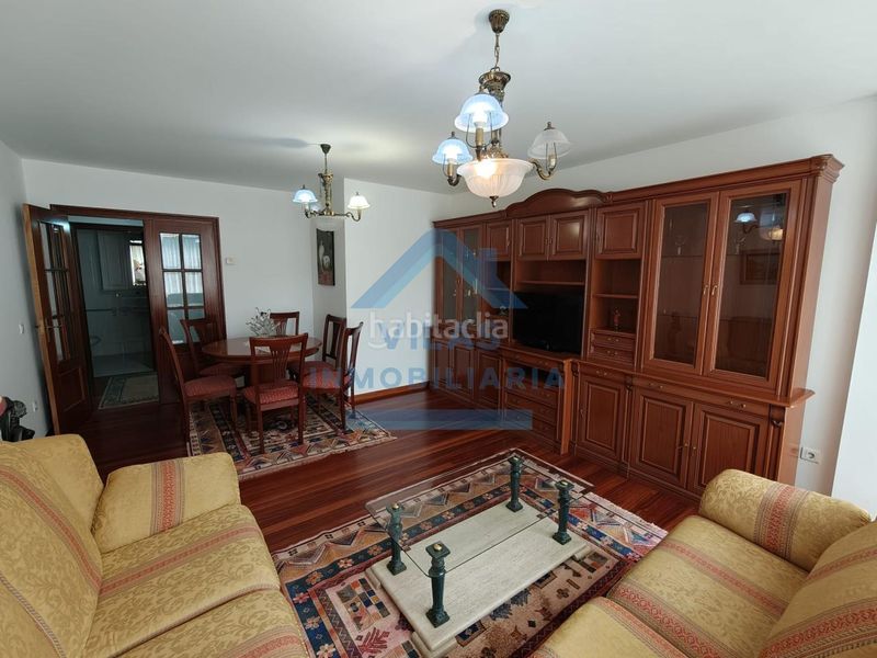 Foto c678d4e3-1b1b-402d-ba83-73de28c9cb44. Rent flat with heating parking in O Milladoiro Ames