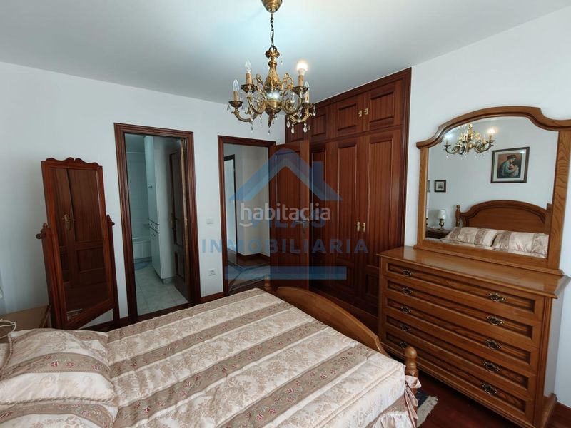 Foto fd7feed6-a7d9-4134-8ced-3b636ad6aac4. Rent flat with heating parking in O Milladoiro Ames
