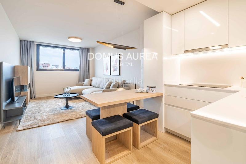 Foto 6204dfe3-d094-4bd8-ba76-11195ab5ca82. Alquiler piso en Valdeacederas Madrid