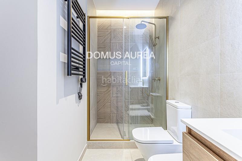 Foto c0557af1-a3b7-4ab5-91cb-46a09bcf876c. Flat with heating in Almagro Madrid