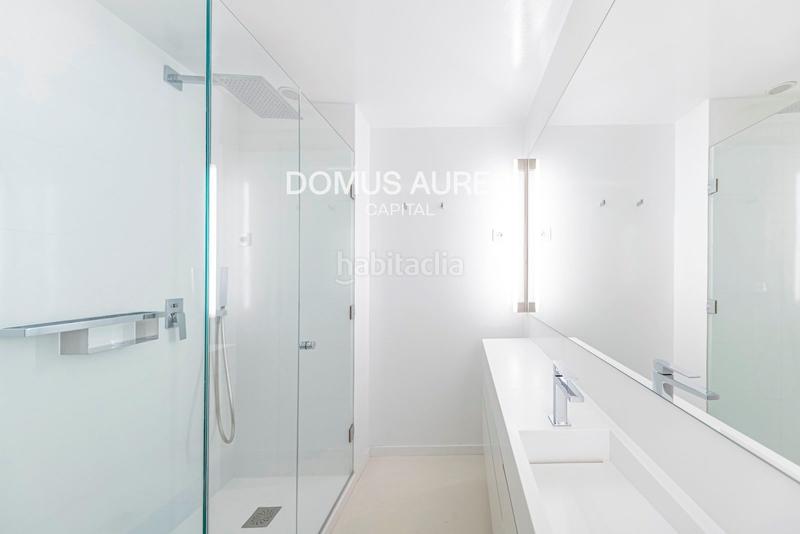 Foto fb7a2ea4-5d6d-41d3-a9c5-a536fd5a858b. Affitto duplex con riscaldamento in Recoletos Madrid