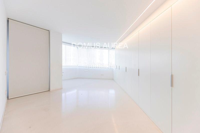 Foto dad07c97-9c0d-4fc3-a712-fe54f0f60491. Alquiler dúplex piso exterior de tres habitaciones en Recoletos en Madrid