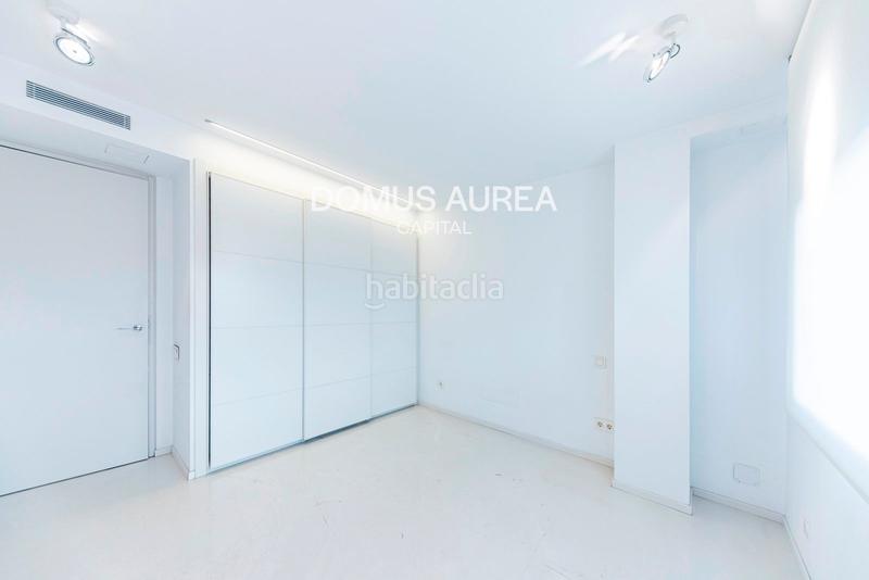 Foto 132185ea-d8f4-4b2a-8799-211c08c63a2f. Miete zweistöckige wohnung mit heizung in Recoletos Madrid
