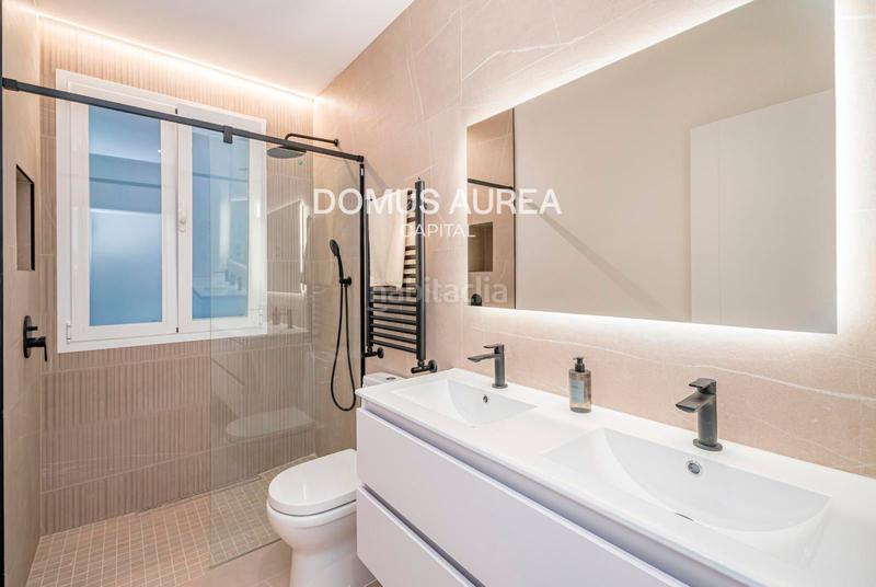 Foto 9049f456-f76b-4044-b8dd-7120e213e54d. Piso en Trafalgar Madrid