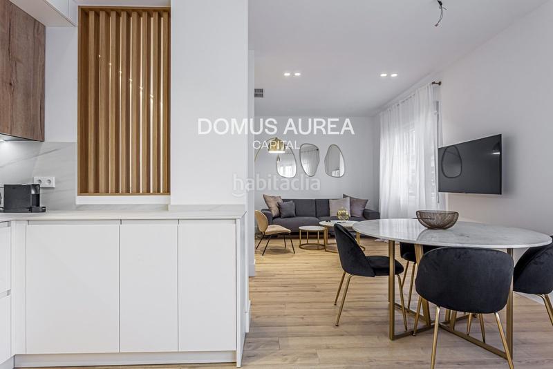Foto d16de703-1b54-44be-aa77-580cf2dea96a. Rent flat with heating in Almagro Madrid