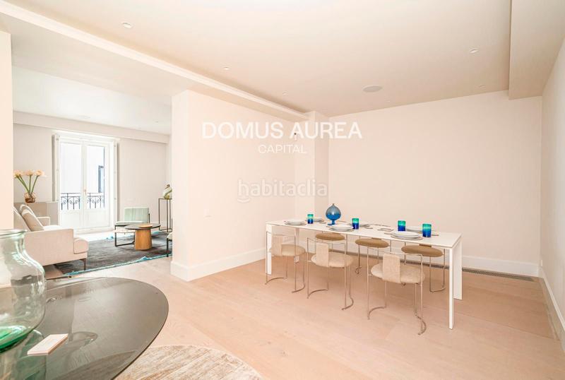 Foto e9b062b4-3a95-4359-87cd-1ce3943fb84c. Piso en Recoletos Madrid