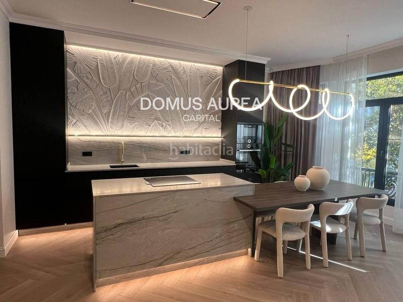 Foto 0848d37b-5765-48bc-b661-7aae7e477bac. Etagenwohnung mit parking in Castellana Madrid