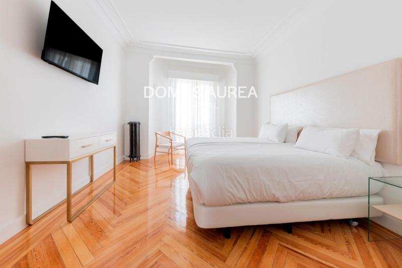 Foto 12868d95-a218-4915-b9b7-223dc2ab0cb5. Alquiler piso  en alquiler , con 60 m2, 1 habitaciones y 1 baños, ascensor, aire acondicionado y calefacción central. en Madrid