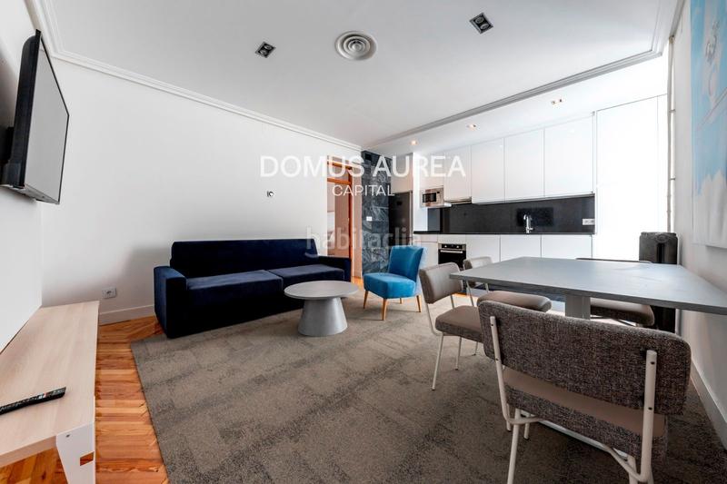 Foto f193f847-b8f9-4694-888b-1430c81e2eb7. Alquiler piso  en alquiler , con 60 m2, 1 habitaciones y 1 baños, ascensor, aire acondicionado y calefacción central. en Madrid