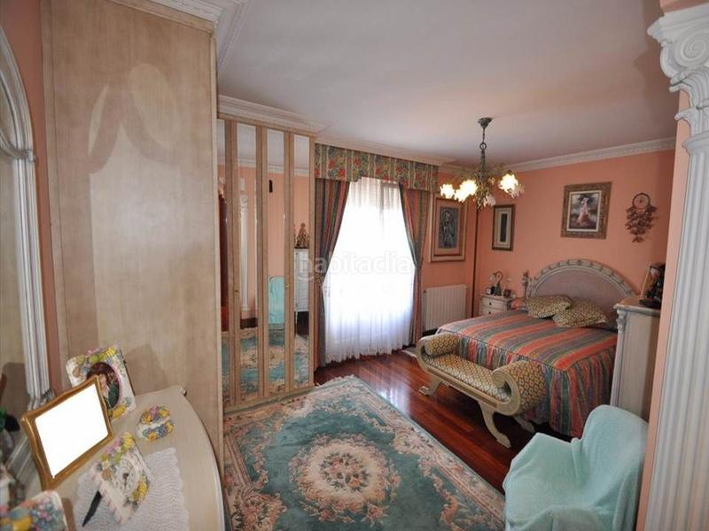 Foto ac4abd71-3e9b-4983-afeb-1d223b213f5d. Chalet espectacular chalet independiente en Brazomar Castro - Urdiales