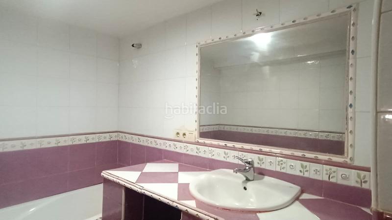 Foto 63f6b468-a632-45b0-95dc-aae53422f6e2. Casa en calle carmen 22 casa unifamiliar, en termino . en Padul