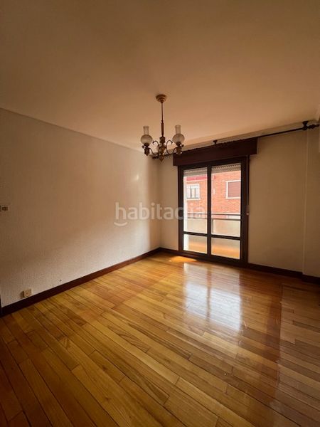 Foto 95ee39cf-8512-4894-9658-a6ed21b77991. Pis a Kabiezes Santurtzi