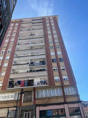 Etagenwohnung in Axular kalea 1. Oportunidad en kabiezes – edificio rascacielos