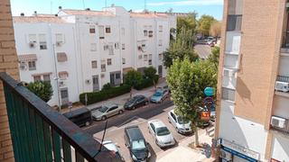 Appartement à Oeste. Piso 4 dormitorios zona nueva ciudad merida