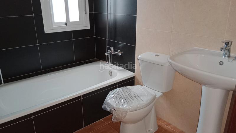 Foto 533db9f1-3f69-461c-b982-5a1be6bb92a9. Casa adosada adosado en Fregenal de la Sierra