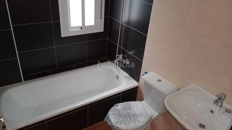 Foto a3e3ccda-3106-41e9-ba6b-81ad6cb44be0. Casa adosada adosado en Fregenal de la Sierra