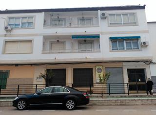 Appartement  Avenida cáceres. Piso en avenida cáceres en sierra de fuentes