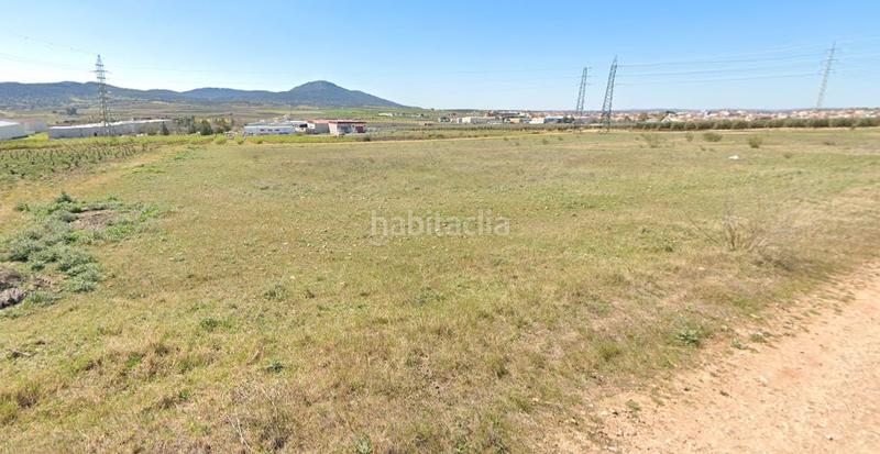 Foto 8f38192a-a8fb-4c5e-8efe-85de0d4c8732. Solar industrial suelos de uso industrial en Calamonte