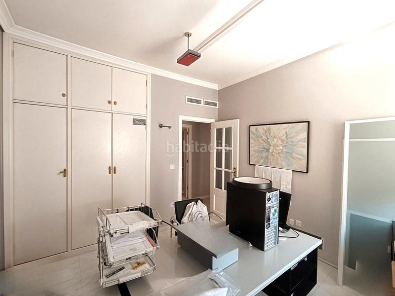 Foto 2c5d0fbb-b06a-4355-bfd3-a08d8bbde0b1. Casa amb aparcament a San Roque - Ronda Norte Badajoz