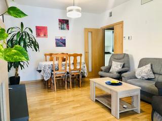 Location Appartement à Oeste. Alquiler-piso-garaje-piscina-el prado-mérida-urbanización