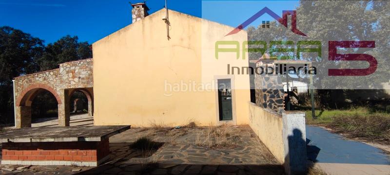 Foto 25a832db-1102-49ae-92e5-a5bc1e167446. Chalet with fireplace pool in pedanías de Badajoz Badajoz